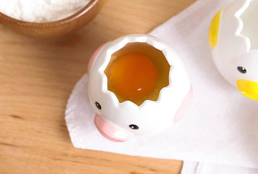 LuoCoCo Cute Egg Separator, Ceramics Vomiting Chicken Egg Yolk White Separator, Practical Household Small Egg Filter Splitter, Kitchen Gadget Baking