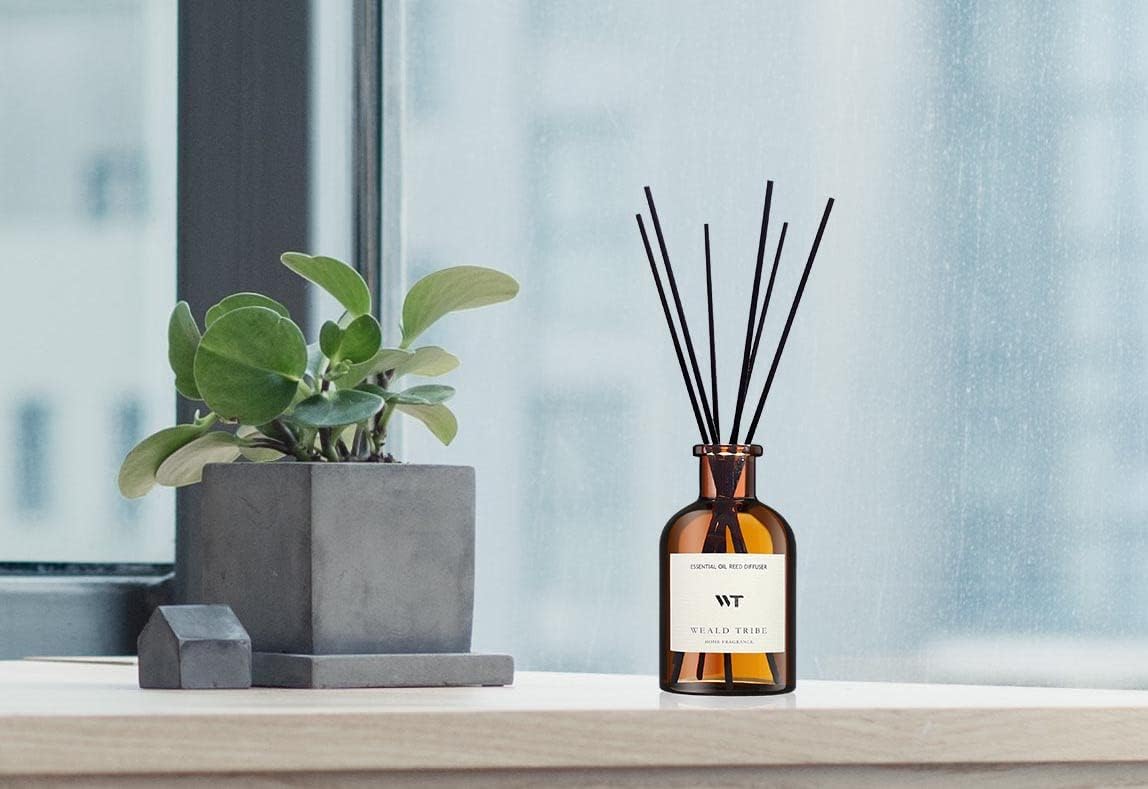 WEALD TRIBE Flower Reed Diffuser Set Eucalyptus & Lavender Scent For Bathroom Accessories Shelf Decor & Air Fresheners, Sticks Defusers With 4.0 fl