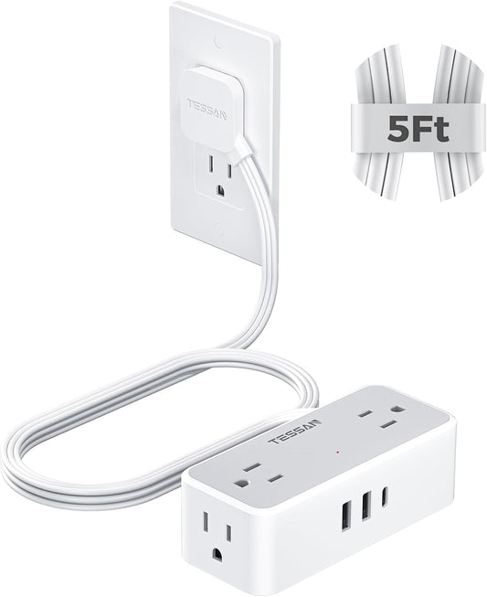 Flat Plug Extension Cord 5 FT, Surge Protector Power Strip with 4 AC Outlets 1 USB C and 2 USB A Ports, 900 Joules Protection, Multiple Wall Outlet