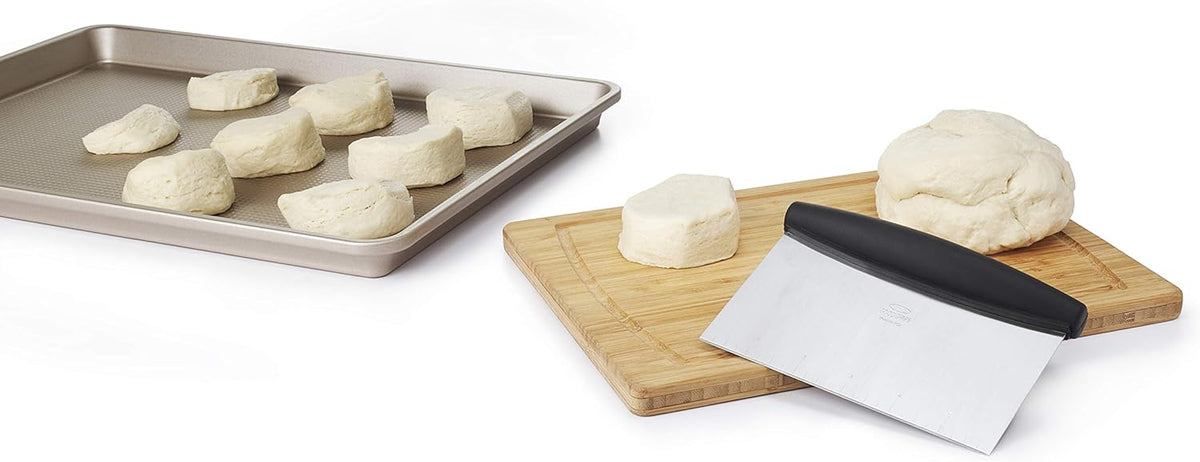OXO Good Grips Stainless Steel Multi-Purpose Scraper & Chopper, Dough Cutter for Pizza, Bread and Cookie Dough, Multi-Purpose Vegetable Chopper