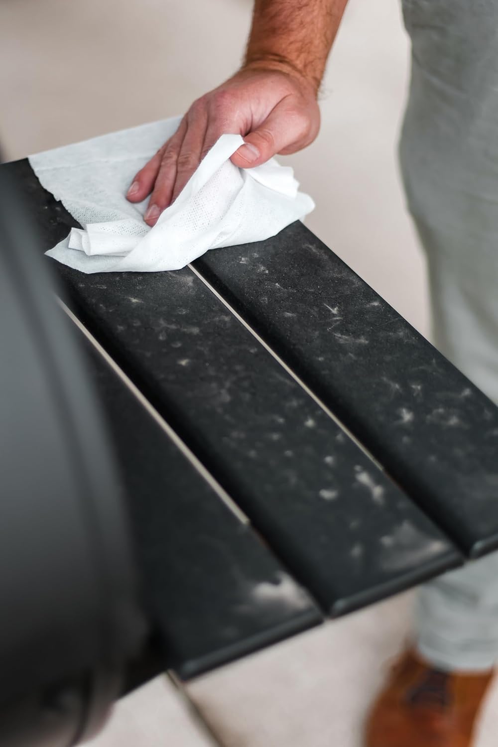 Crocodile Cloth Grill - 80 (15" x 10") Plant-based Cleaning Wipes. Safe on Skin & Multiple Surfaces. Infused with Aloe & Vitamin E. Large