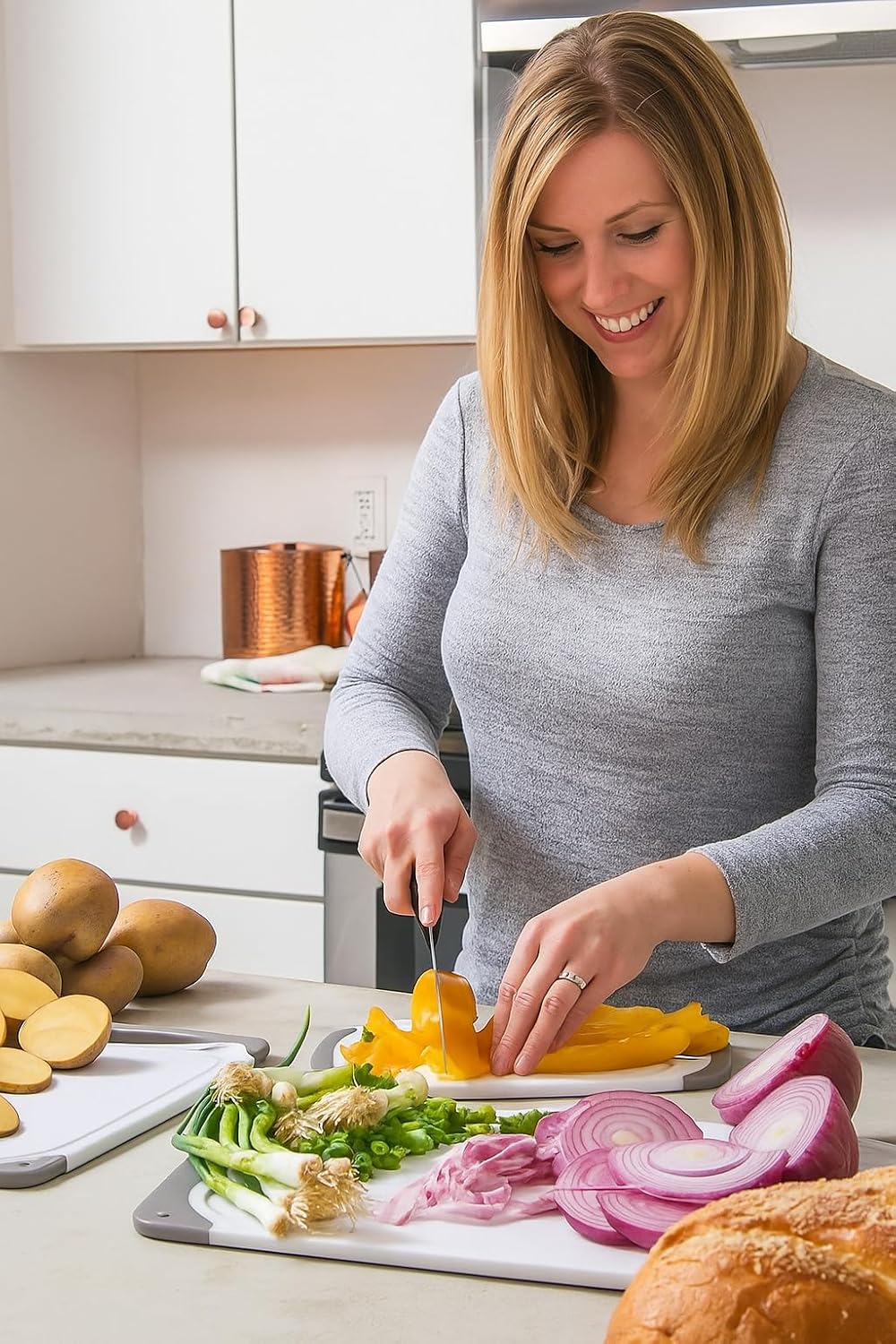 Cutting Boards for Kitchen - BPA-Free Chopping Board - Different Sizes & Non Slip Handles - Reversible, Large Cutting Board Set - Unique Gifts for