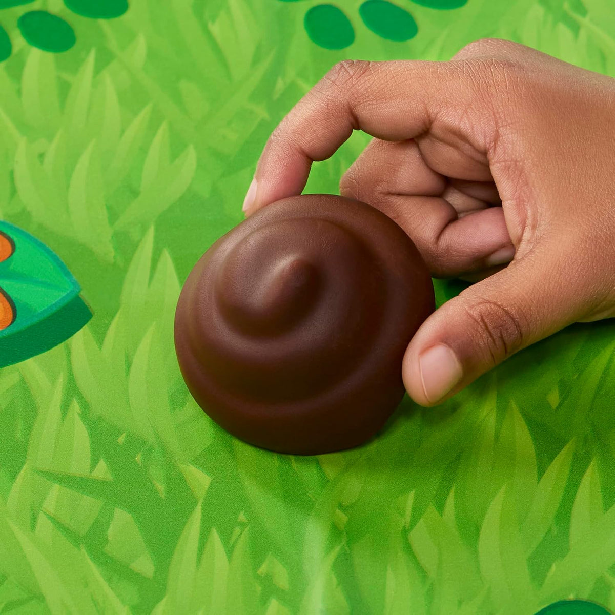 Hasbro Gaming Don't Step in It! Preschool Game I Blindfolded, Poop Party Game | Spinner with 8 Fun Animal Moves | Ages 4+| 1+ Players I Funny Kids