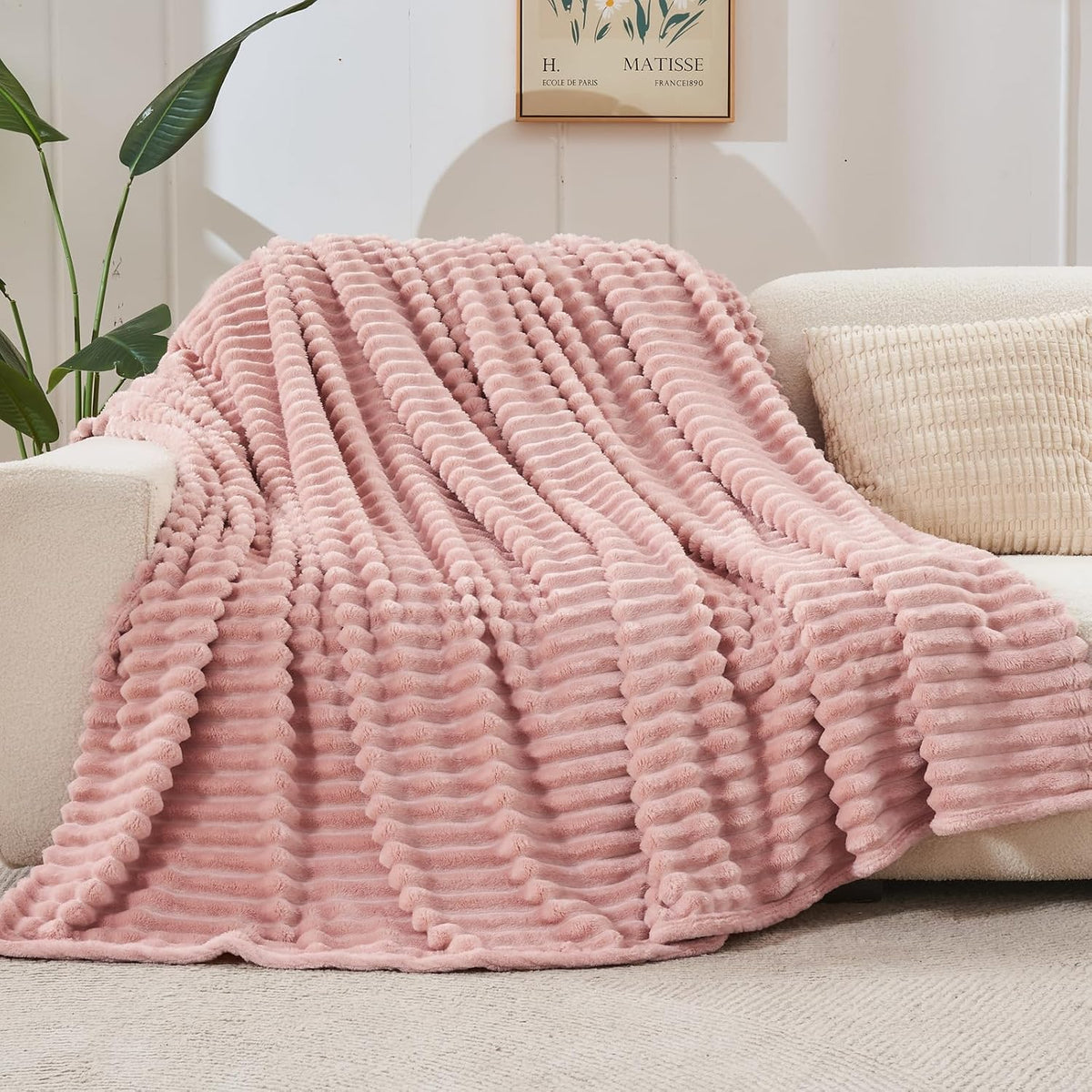 NEWCOSPLAY Super Soft Throw Blanket Pink Premium Silky Flannel Fleece 3D Ribbed Jacquard Lightweight Bed Blanket All Season Use