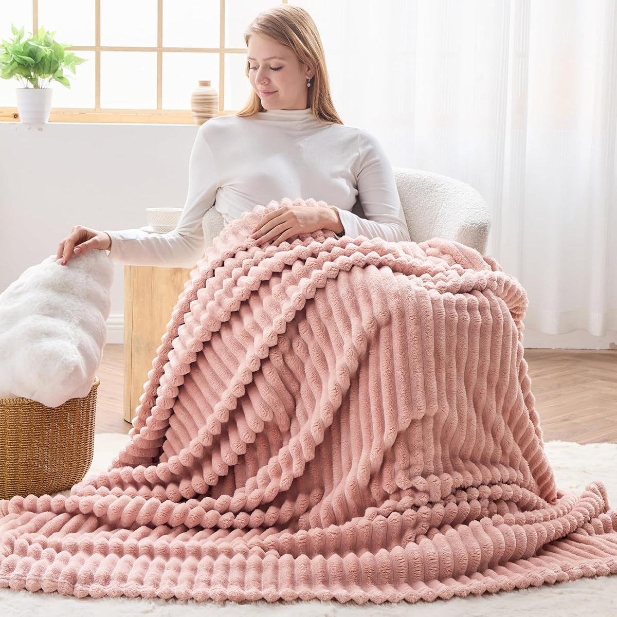 NEWCOSPLAY Super Soft Throw Blanket Pink Premium Silky Flannel Fleece 3D Ribbed Jacquard Lightweight Bed Blanket All Season Use