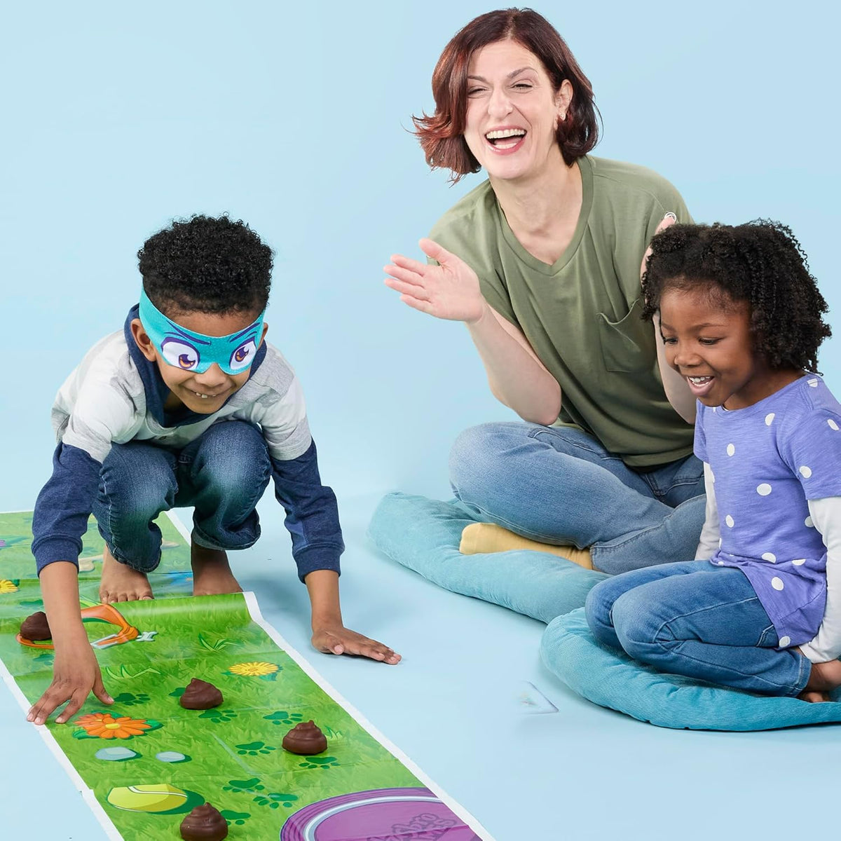 Hasbro Gaming Don't Step in It! Preschool Game I Blindfolded, Poop Party Game | Spinner with 8 Fun Animal Moves | Ages 4+| 1+ Players I Funny Kids