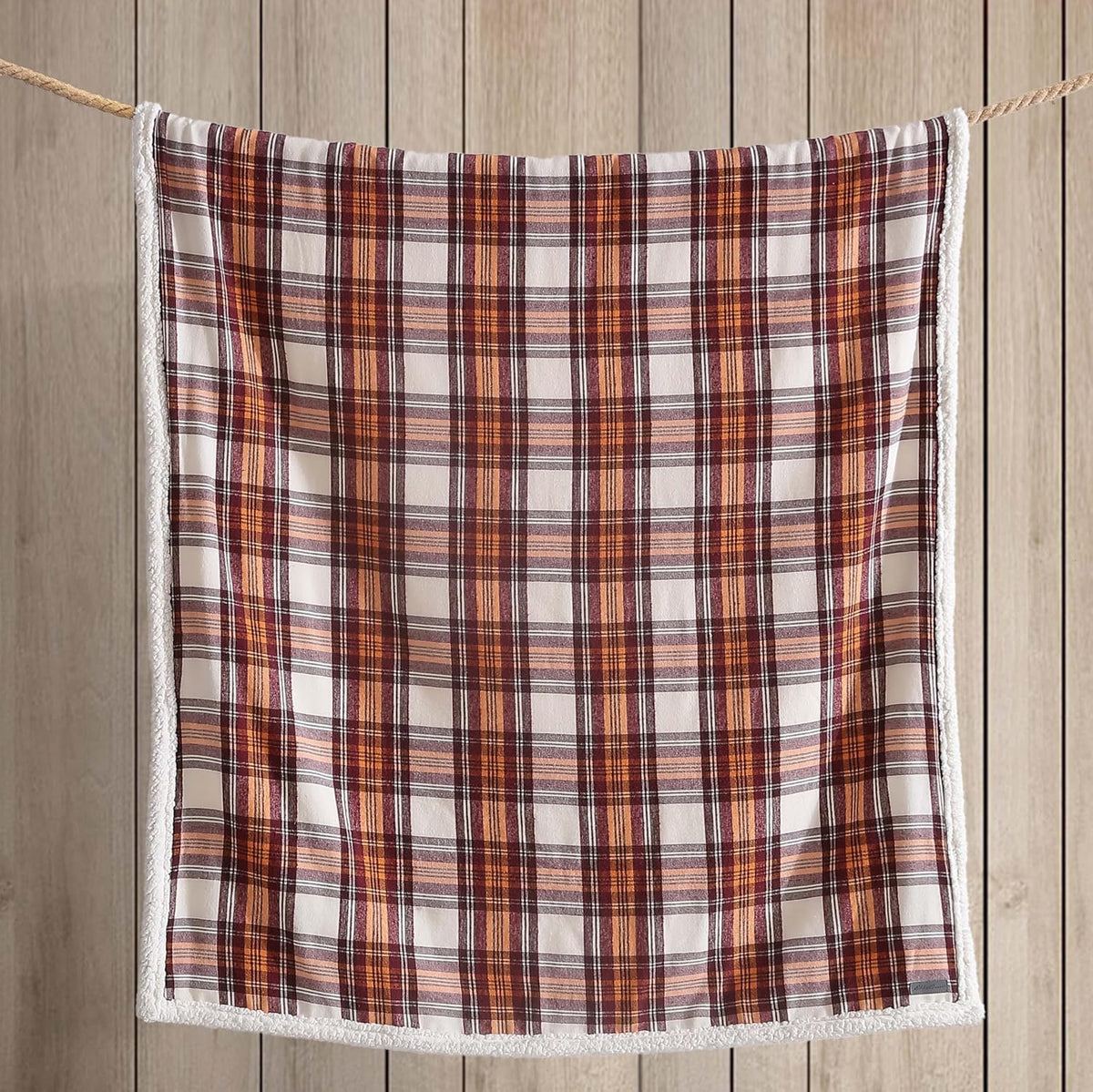 Eddie Bauer - Blanket, Soft Reversible Sherpa & Brushed Fleece Bedding, Perfect for Lounging, Dorm Essentials (Edgewood Plaid Red)
